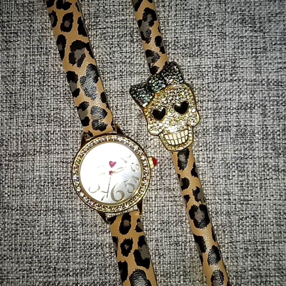 Betsey Johnson Leopard Watch & Skull Wristlet Set